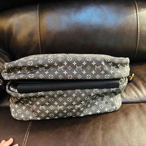 Brand New Louis Vuitton Mini Lin Messenger Baby Bag - Picture 7 of 16